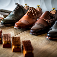 Выезд на дом - Ремонт и реставрация обуви