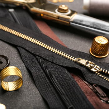 Замена молний и швейные работы - Ремонт и реставрация обуви